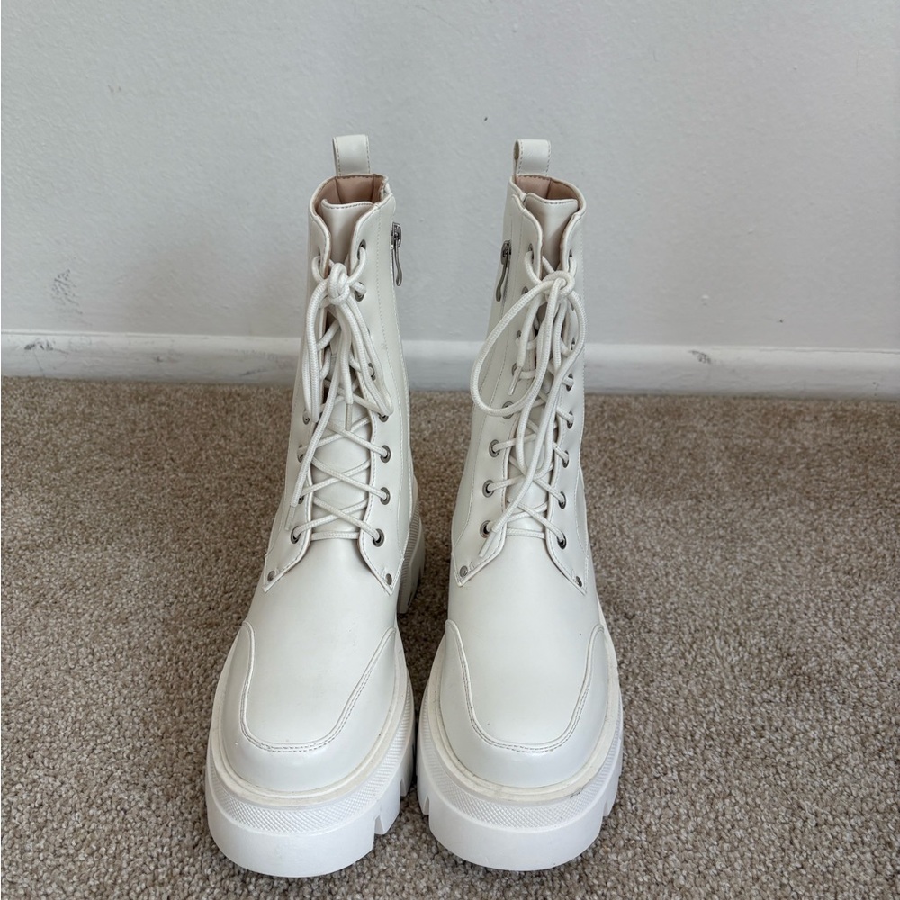 Women's White Lace-Up Boots